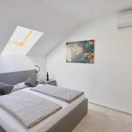 Appartement Apartment R A M L J A K - Sobe, Zimmer, Rooms Gabriel 