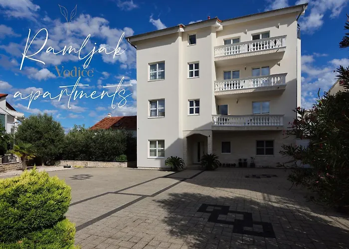 R A M L J A K - Sobe, Zimmer, Gabriel 